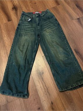 Colossus Denim
Greenish size 30-32